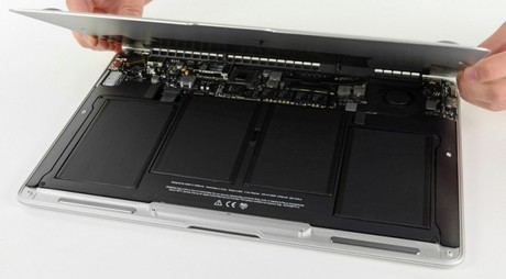 Instalace nové baterie za zvýhodněnou cenu / MacBook